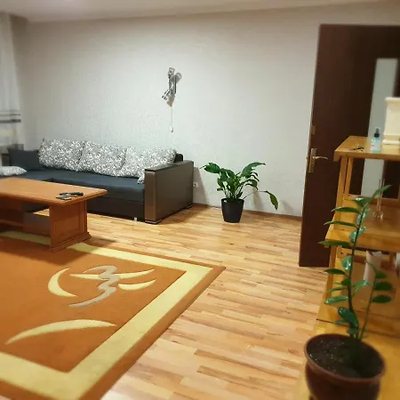Аpartments On The Main Street Apartment Balti Exterior photo